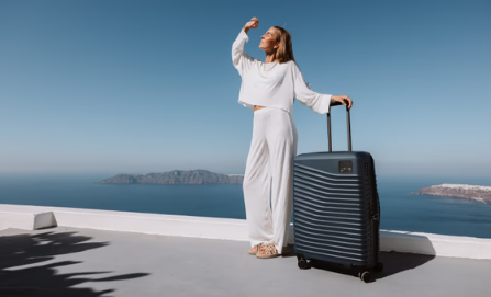 How to Choose Luggage for International Travel